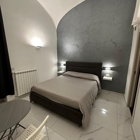 La Casetta - Rooms San Giorgio a Cremano Bagian luar foto